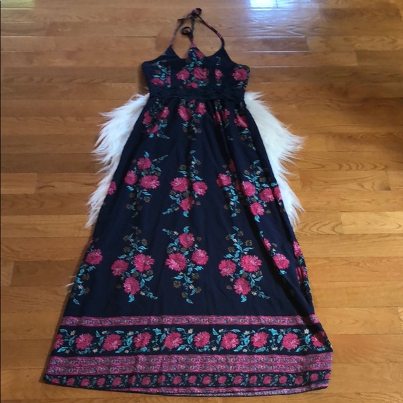 Bohemian Maxi Dress - Picture 3 of 6